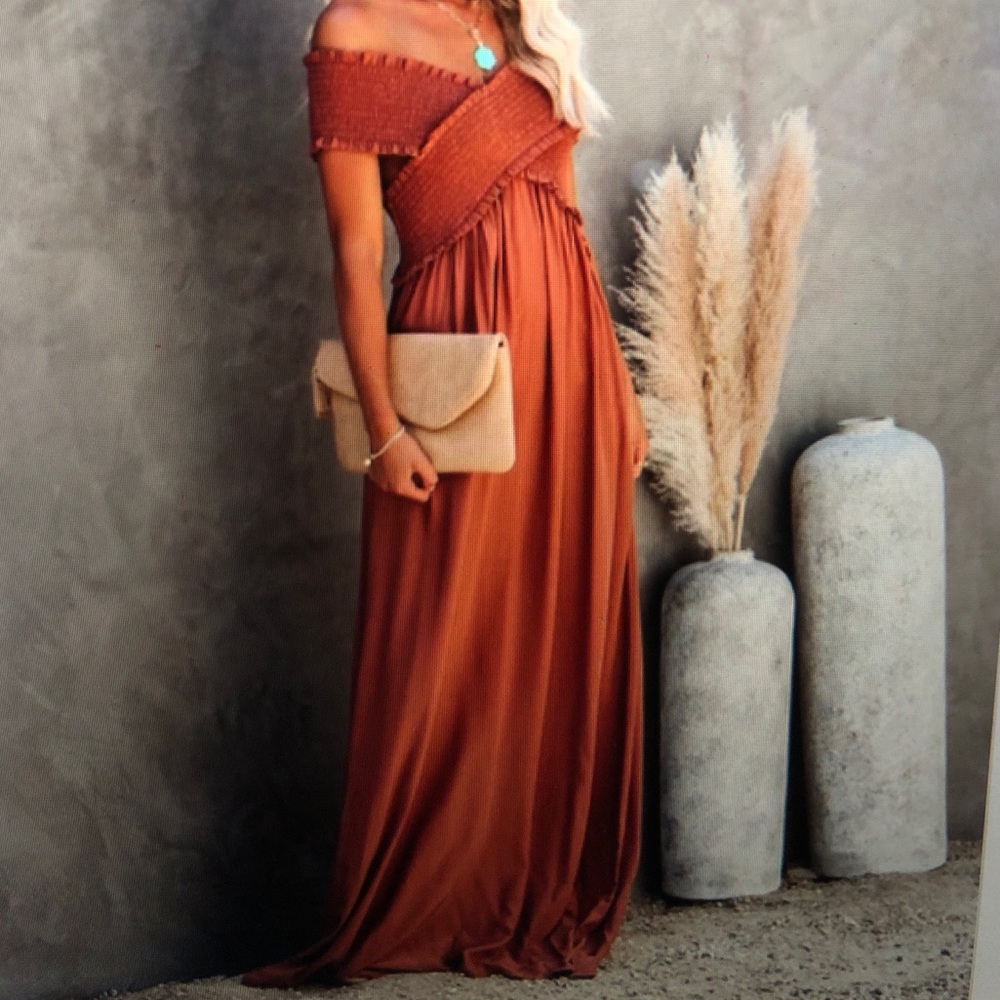 Vici terracotta maxi dress. Worn once. Perfect for engagement pictures.